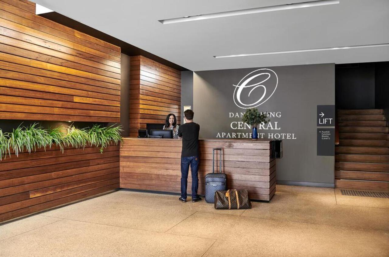 Aparthotel Official