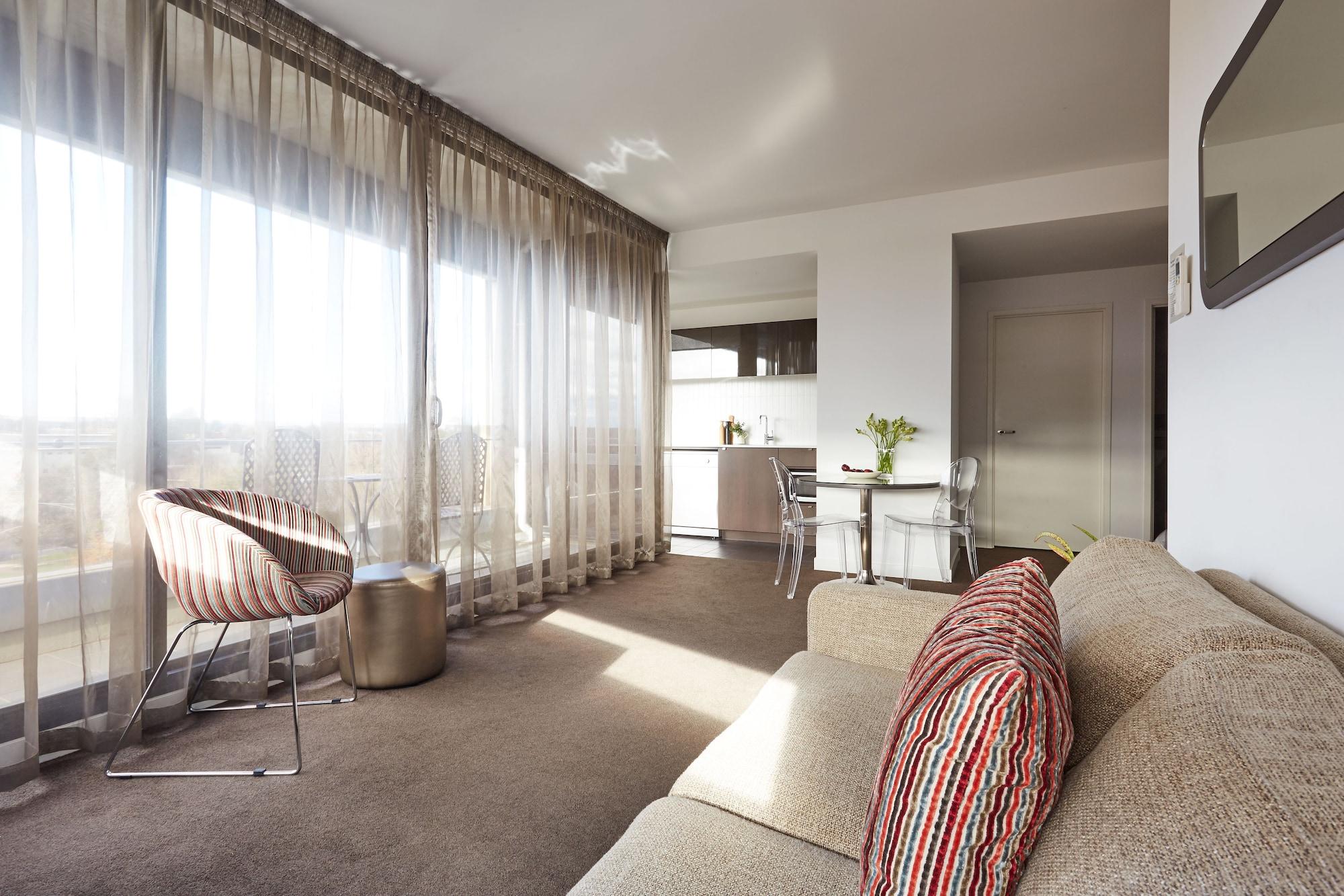 Aparthotel Official