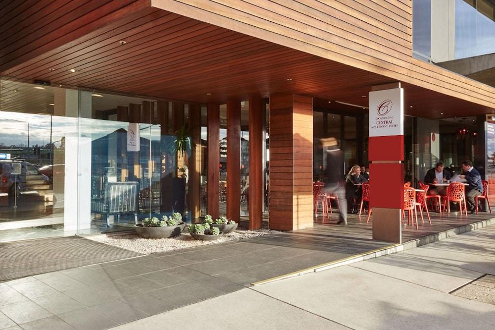 Aparthotel Official 4*